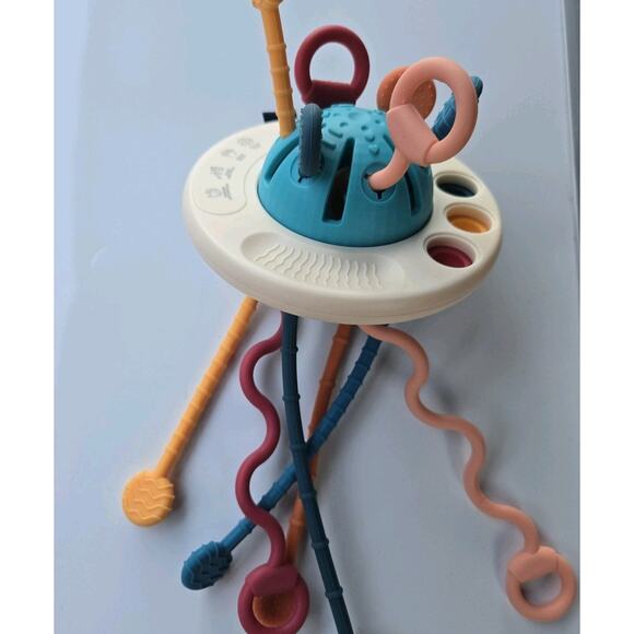 Infant toys Lot of 5 Rattle, Lovey, Spinner and more - Picture 7 of 7